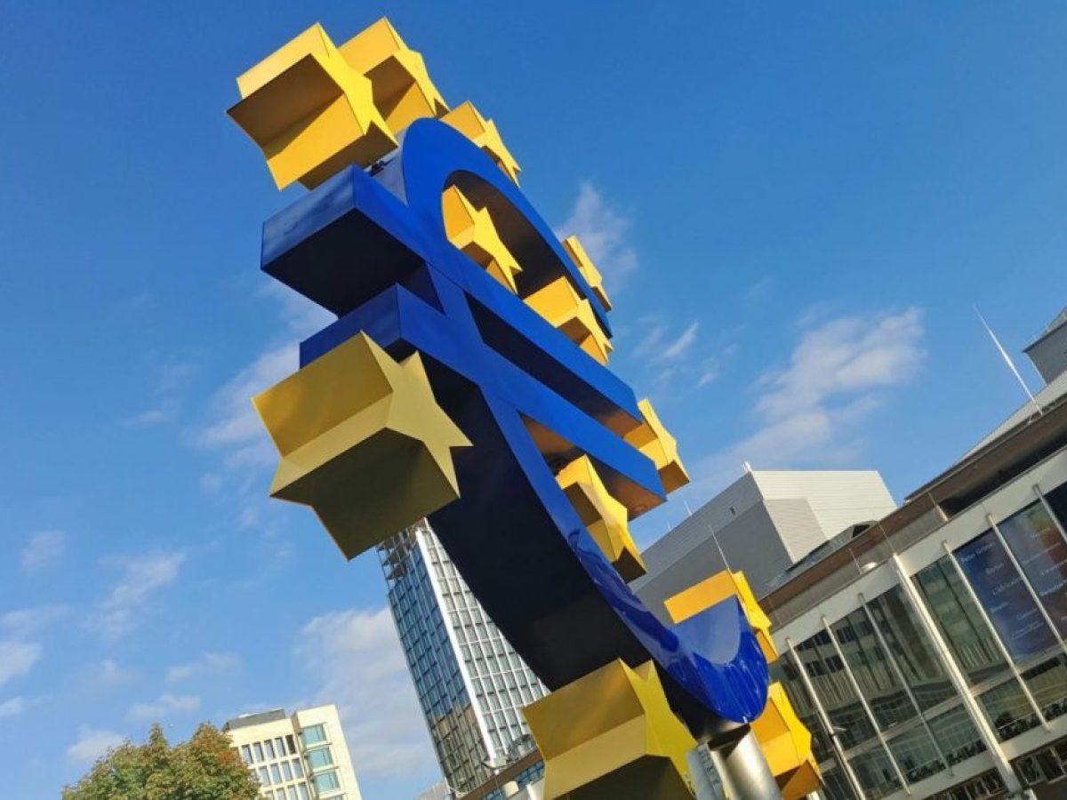 Ευρώπη δύο ταχυτήτων ως λύση “ενότητας” θέλει η Κομισιόν