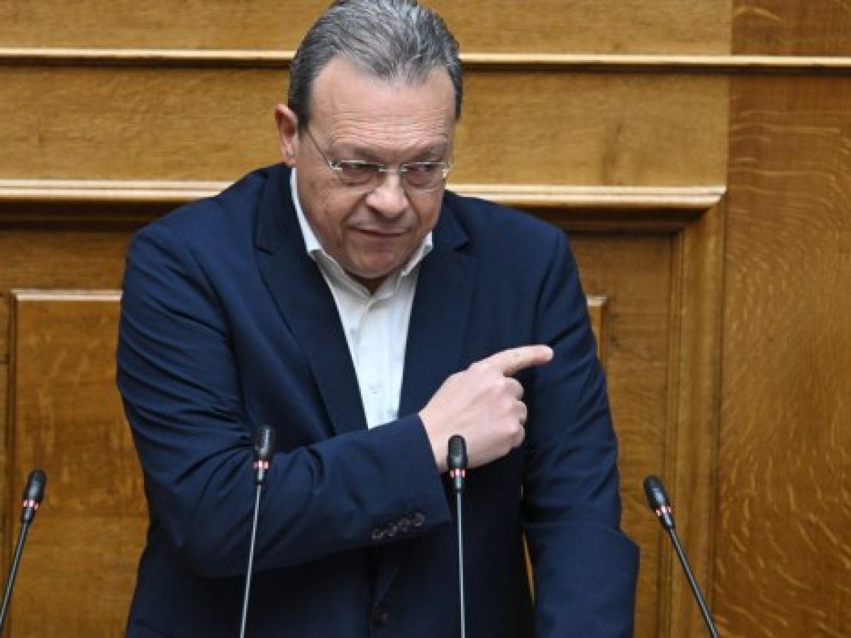 Φάμελλος: «Oποια πέτρα και αν σηκώσεις θα βρεις διαφθορά και καθεστώς Μητσοτάκη, η ΝΔ στα σκάνδαλα έχει άριστη κατάρτιση»