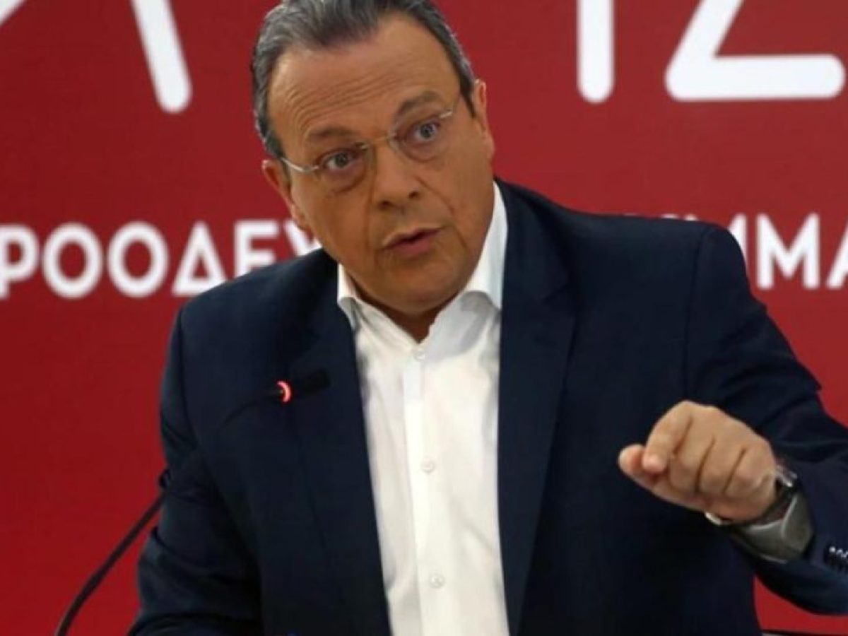 Φάμελλος: «Δεν επιτρέπεται και το Σύνταγμα να γίνει θύμα του επικοινωνιακού του σχεδίου»