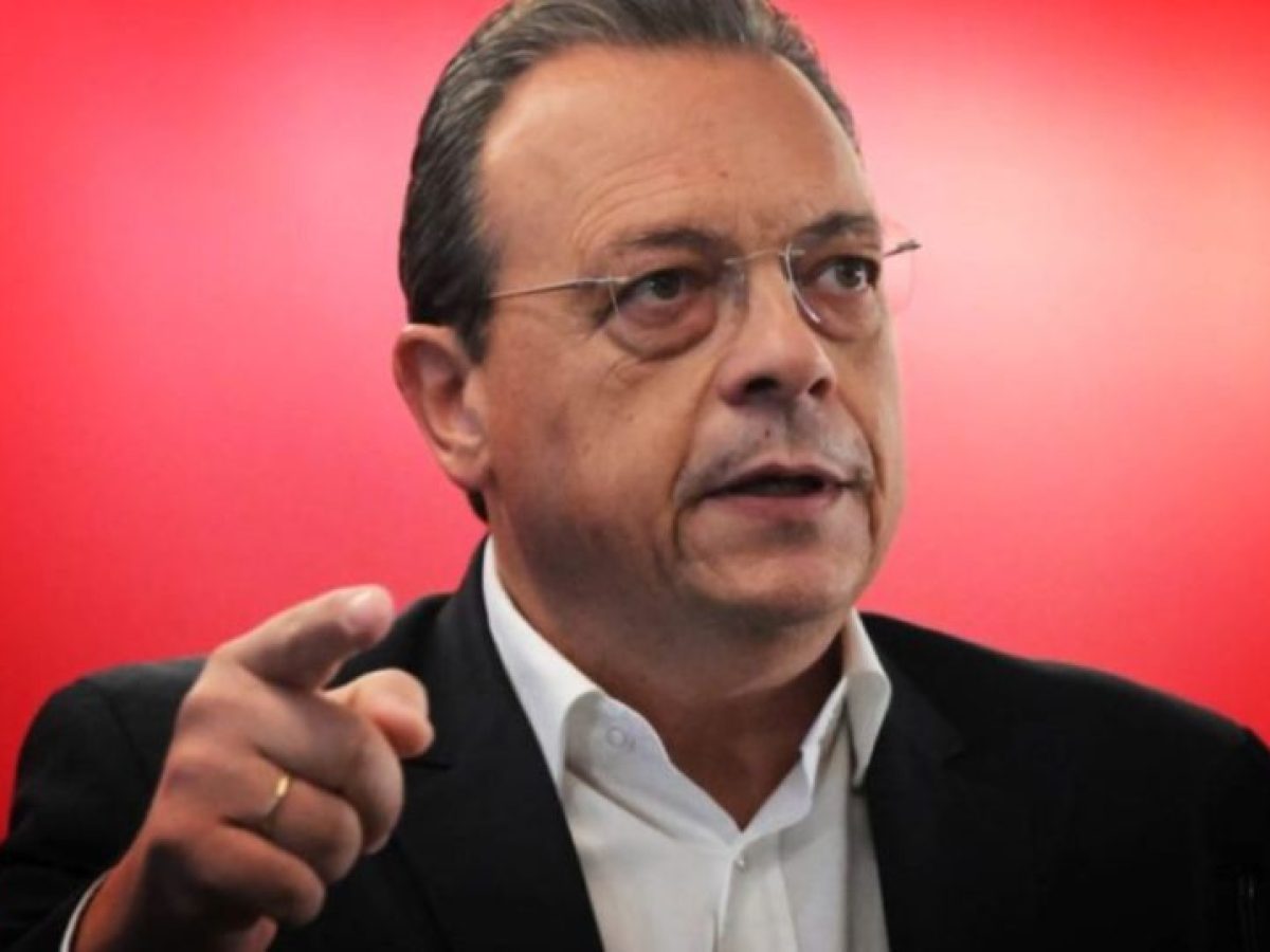 Φάμελλος κατά Μητσοτάκη: Οργανωμένο σχέδιο παρακράτους μετά τις καταδίκες για το Predator στη Βουλή