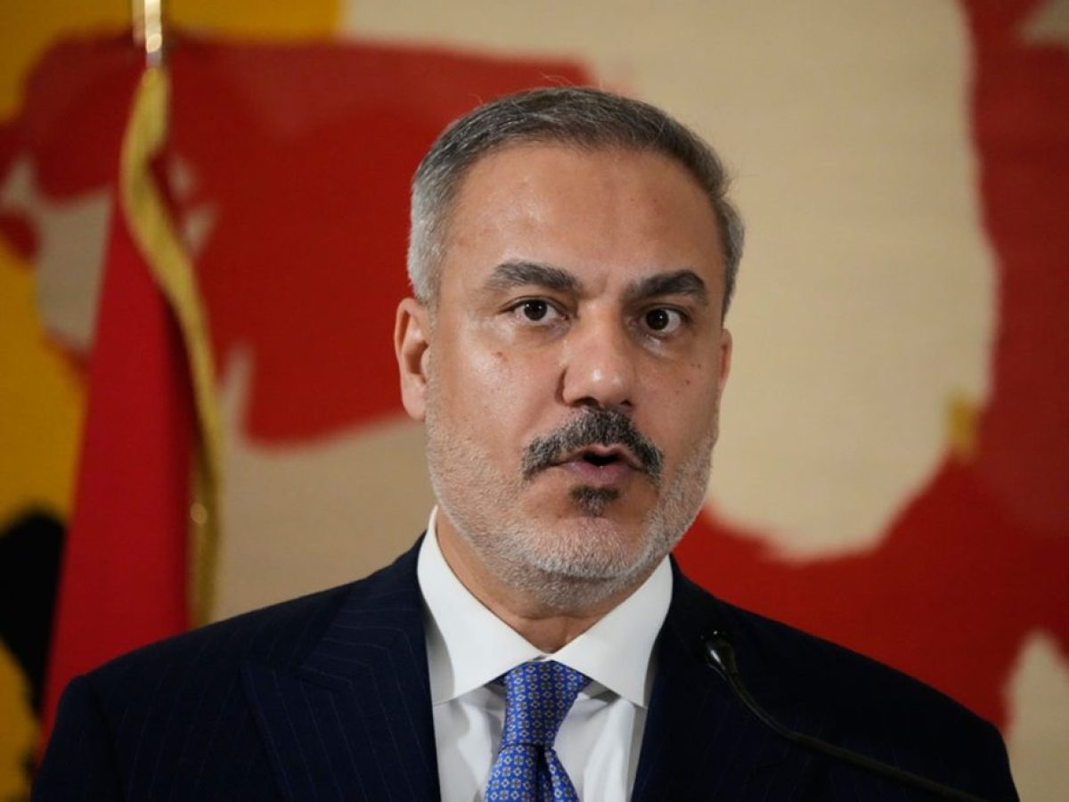 Φιντάν: Έτοιμη η Τουρκία για συμμετοχή σε Διεθνή Δύναμη Σταθερότητας στη Γάζα