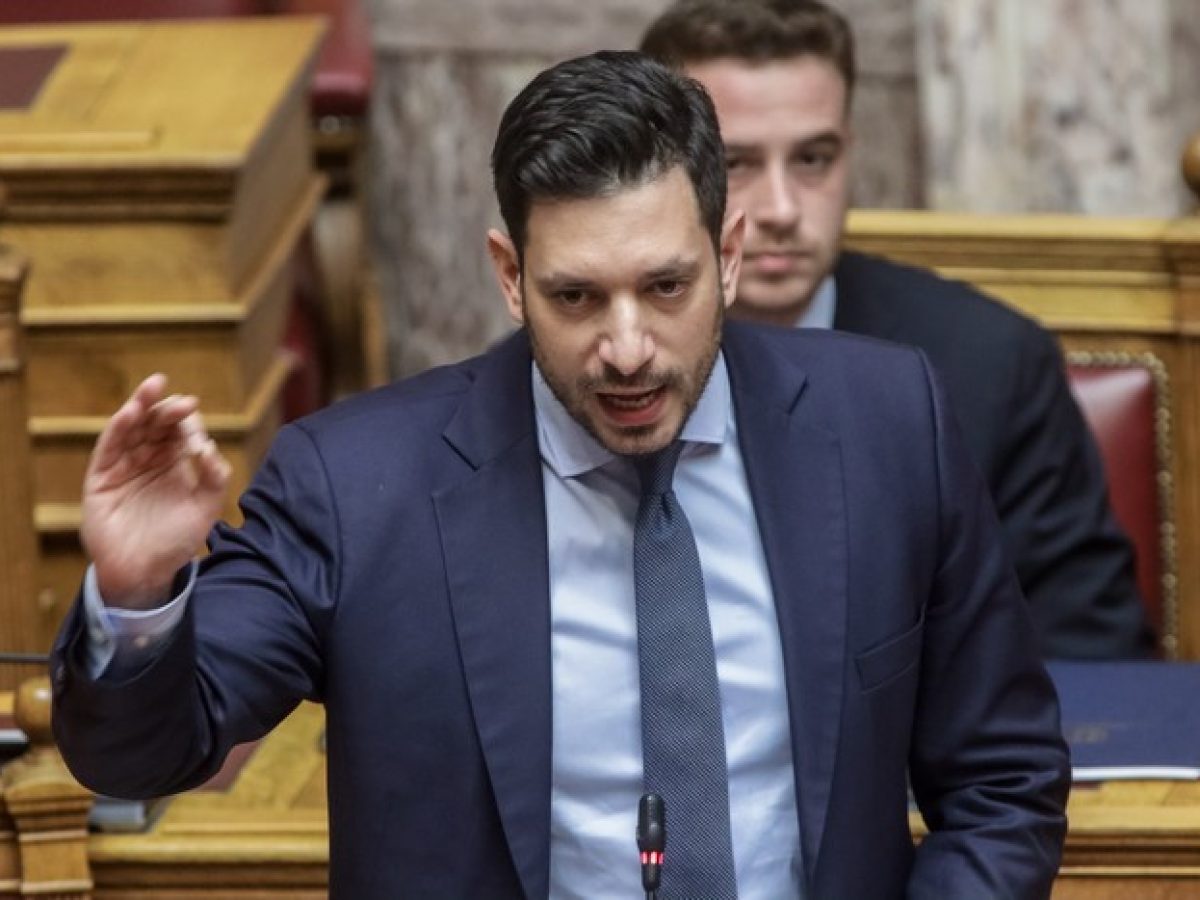 Φωτιές σε λεωφορεία: Τις παραιτήσεις της διοίκησης του ΟΣΕΘ ζήτησε ο Κ. Κυρανάκης