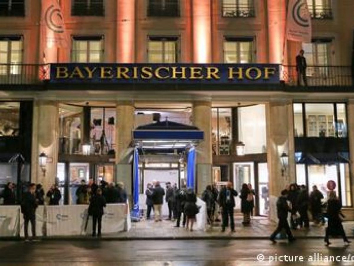 Γ. Παπανδρέου στην DW: «Να μην ψάχνει η Ελλάδα προστάτες»