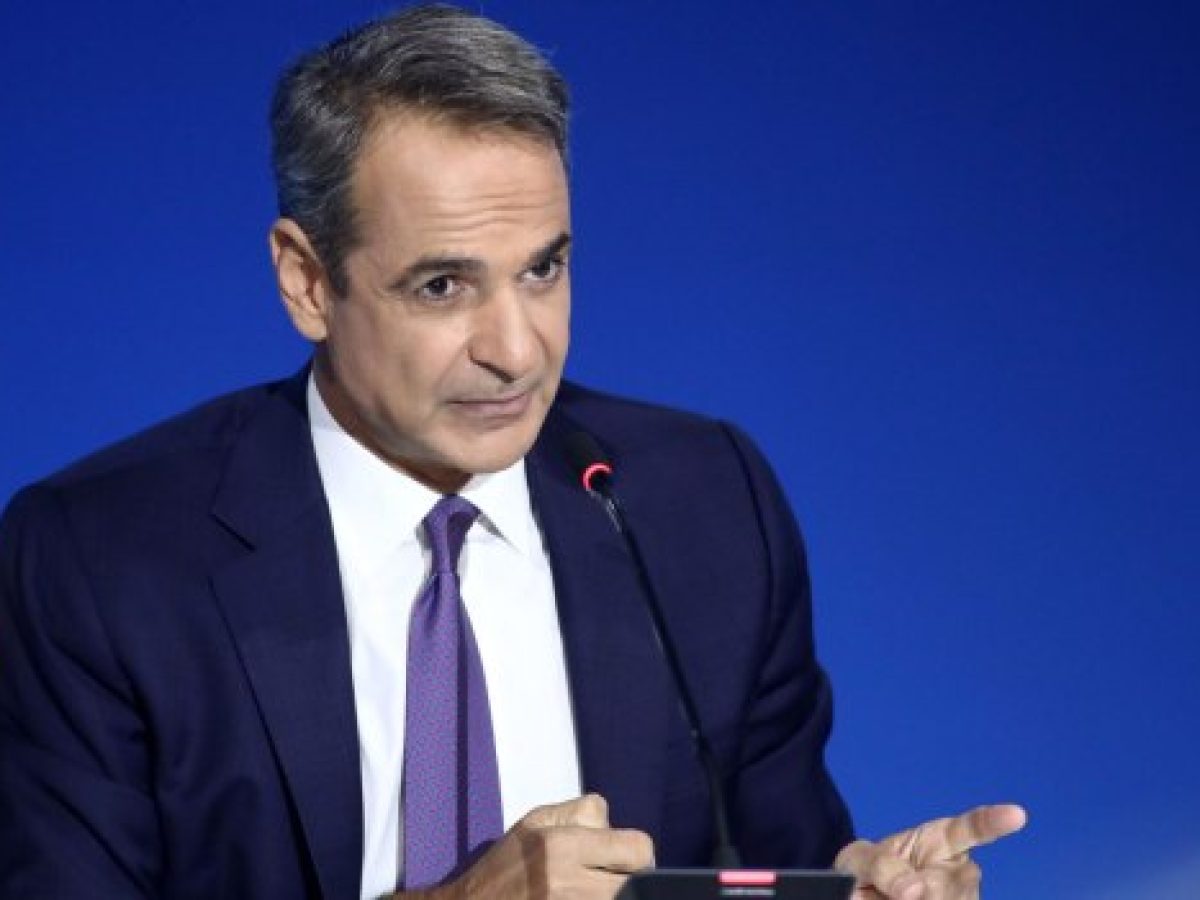 «Γαλάζια» στελέχη: Το «Μητσοτάκης ή χάος» καίει τη συνταγματική αναθεώρηση