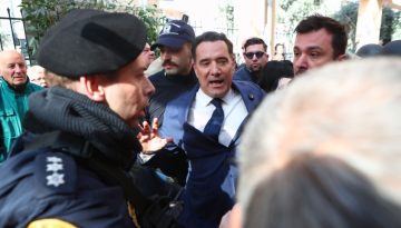 Γεωργιάδης για Νίκαια: «Τα νοσοκομεία δεν ανήκουν σε κόμματα – Πρώτη και τελευταία φορά που δέχομαι τέτοιου είδους συμπερ