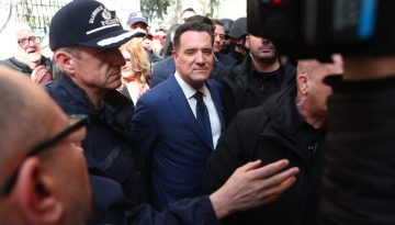 &Gamma;&epsilon;&omega;&rho;&gamma;&iota;ά&delta;&eta;&sigmaf;: &Theta;&alpha; &xi;&alpha;&nu;&alpha;&pi;ά&omega; &sigma;&tau;&eta; &Nu;ί&kappa;&alpha;&iota;&alpha;, &lambda;ά&theta;&omicron;&sigmaf; &pi;&omicron;&upsilon; &delta;&epsilon;&nu; &mu;ή&nu;&upsilon;&sigma;&alpha; &tau;&omicron;&nu; &gamma;&iota;&alpha;&tau;&rho;ό &pi;&omicron;&upsilon; &mu;&epsilon; &chi;&tau;ύ&pi;&eta;&sigma;&epsilon;