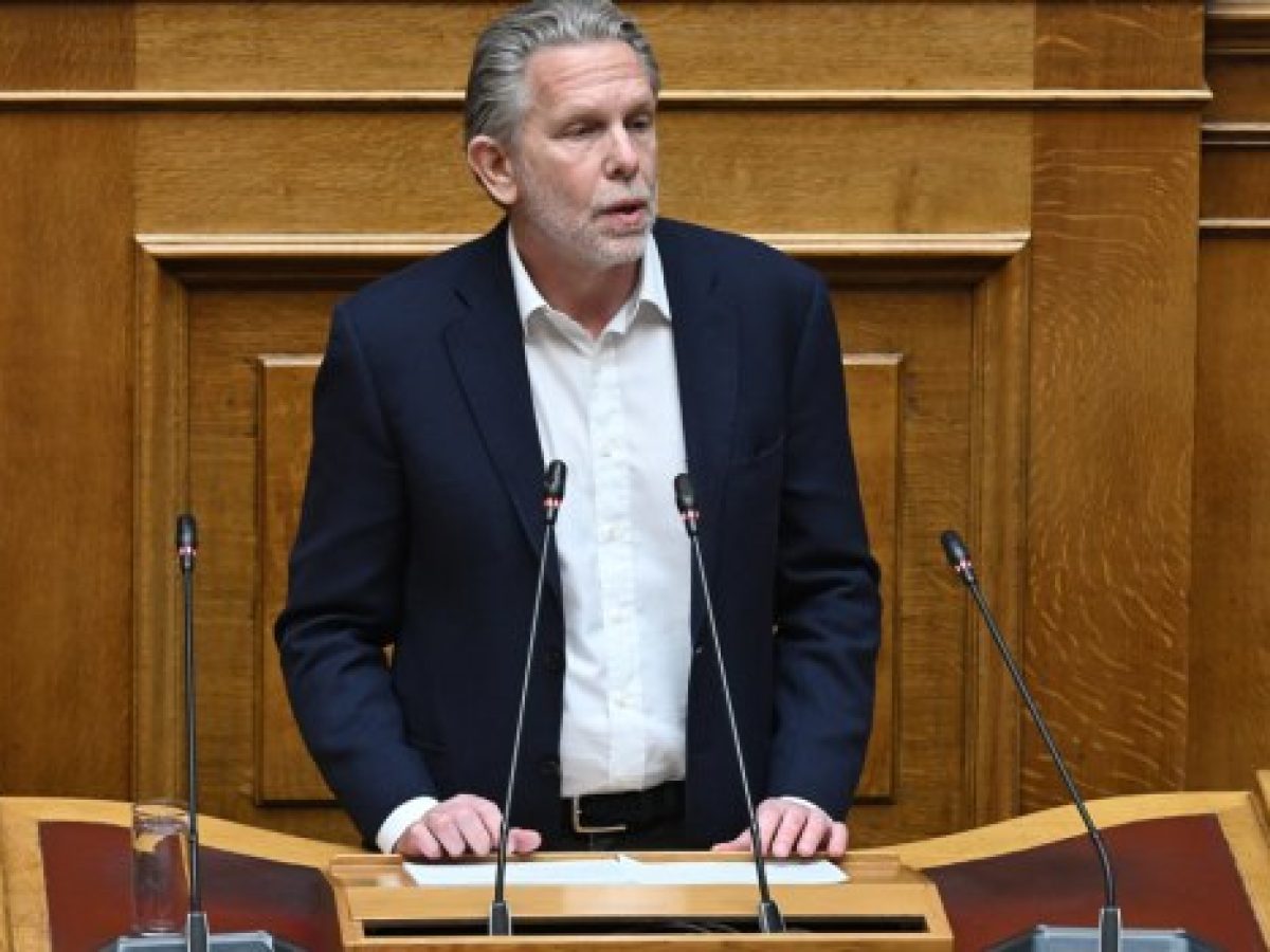 Γερουλάνος: Αν το κράτος είχε κάνει στοιχειωδώς σωστά τη δουλειά του, δεν θα είχαν χαθεί 57 ψυχές στα Τέμπη