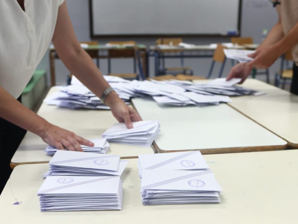 Η στρατηγική της μίας κάλπης – Οι δύο αριθμοί που θα μετρήσουν για την κυβέρνηση