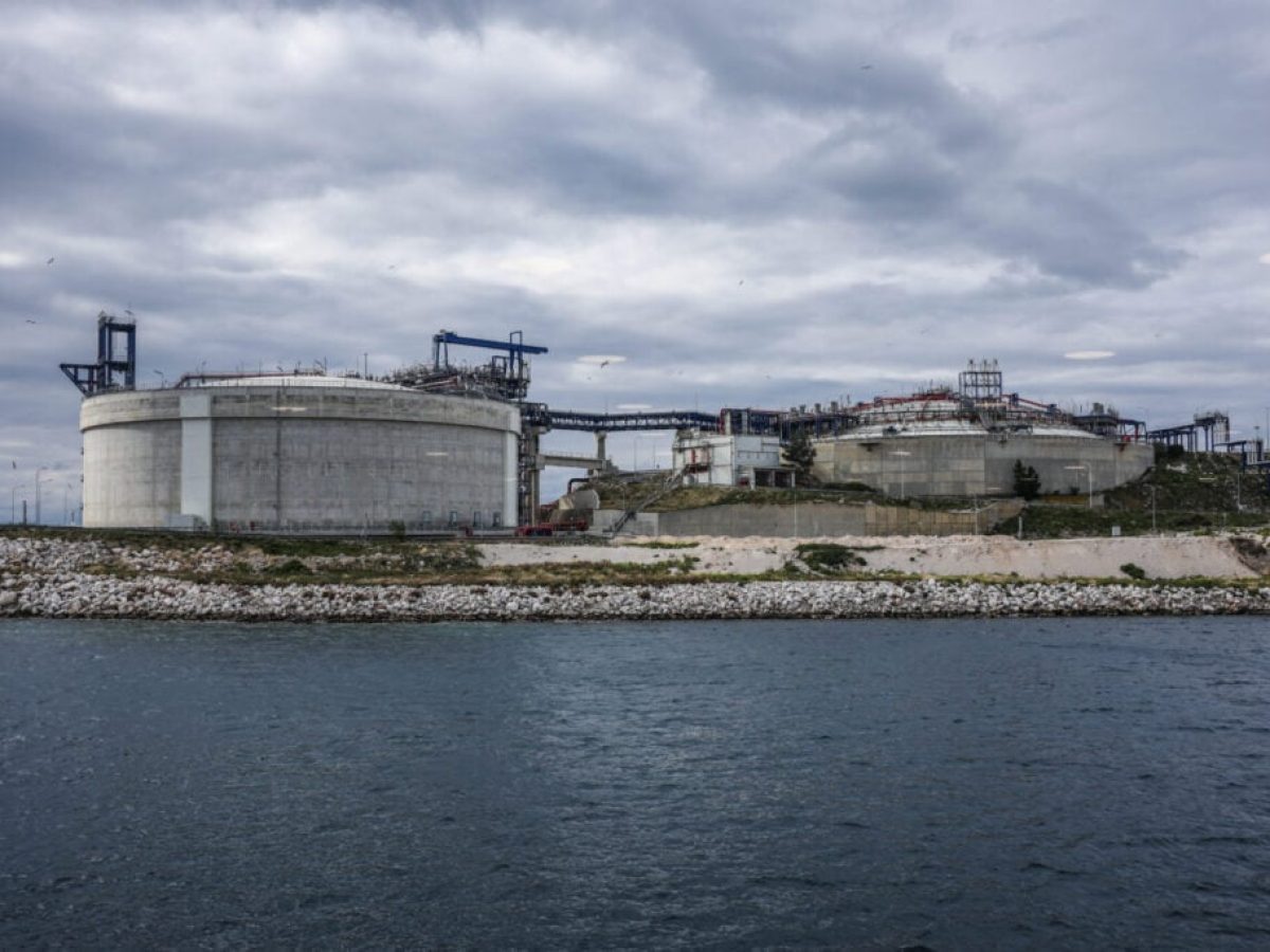 &Eta;&Pi;&Alpha;: &Mu;&pi;&rho;ά&beta;&omicron; &sigma;&tau;&eta;&nu; &Epsilon;&lambda;&lambda;ά&delta;&alpha; &gamma;&iota;&alpha; &tau;&omicron;&nu; &Kappa;ά&theta;&epsilon;&tau;&omicron; &Delta;&iota;ά&delta;&rho;&omicron;&mu;&omicron;
