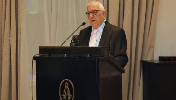 &Kappa;&alpha;&kappa;&lambda;&alpha;&mu;ά&nu;&eta;&sigmaf; &gamma;&iota;&alpha; &Alpha;&nu;&nu;&alpha; &Psi;&alpha;&rho;&omicron;ύ&delta;&alpha; &Mu;&pi;&epsilon;&nu;ά&kappa;&eta;: &Alpha;&pi;&omicron;&chi;&alpha;&iota;&rho;&epsilon;&tau;ώ &mu;&iota;&alpha; &phi;ί&lambda;&eta;, &mu;&iota;&alpha; &mu;&epsilon;&gamma;ά&lambda;&eta; &kappa;&upsilon;&rho;ί&alpha; &tau;&eta;&sigmaf; &pi;&omicron;&lambda;&iota;&tau;&iota;&kappa;ή&sigmaf;