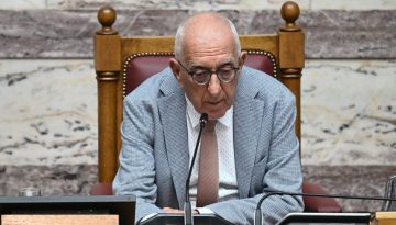 &Kappa;&alpha;&kappa;&lambda;&alpha;&mu;ά&nu;&eta;&sigmaf; &gamma;&iota;&alpha; &tau;&iota;&sigmaf; &phi;&omega;&tau;&omicron;&gamma;&rho;&alpha;&phi;ί&epsilon;&sigmaf; &tau;&omega;&nu; 200 &tau;&eta;&sigmaf; &Kappa;&alpha;&iota;&sigma;&alpha;&rho;&iota;&alpha;&nu;ή&sigmaf;: &Upsilon;&pi;ά&rho;&chi;&epsilon;&iota; &omicron;&lambda;ό&kappa;&lambda;&eta;&rho;&omicron; ά&lambda;&mu;&pi;&omicron;&upsilon;&mu;, ό&chi;&iota; &mu;ό&nu;&omicron; &alpha;&upsilon;&tau;έ&sigmaf; &pi;&omicron;&upsilon; &epsilon;ί&delta;&alpha;&mu;&epsilon;