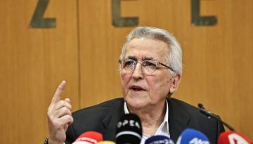 «Καρφί» Παναγόπουλου για τα ποσοστά του ΠΑΣΟΚ