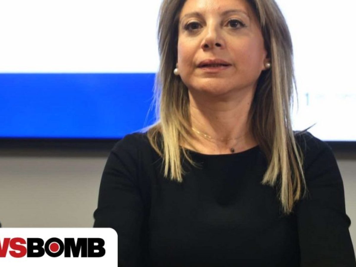 Καρυστιανού για εκταφές: «Κανείς δεν θα ακουμπήσει τον τάφο των παιδιών»