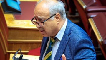 &Kappa;&alpha;&iota; &tau;&upsilon;&pi;&iota;&kappa;ά &epsilon;&kappa;&tau;ό&sigmaf; &Pi;&Alpha;&Sigma;&Omicron;&Kappa; &omicron; &Pi;&alpha;&rho;&alpha;&sigma;&kappa;&epsilon;&upsilon;&alpha;ΐ&delta;&eta;&sigmaf; &pi;&omicron;&upsilon; &mu;έ&nu;&epsilon;&iota; &mu;&epsilon; 32 &beta;&omicron;&upsilon;&lambda;&epsilon;&upsilon;&tau;έ&sigmaf; &ndash; 27 &pi;&lambda;έ&omicron;&nu; &omicron;&iota; &alpha;&nu;&epsilon;&xi;ά&rho;&tau;&eta;&tau;&omicron;&iota;
