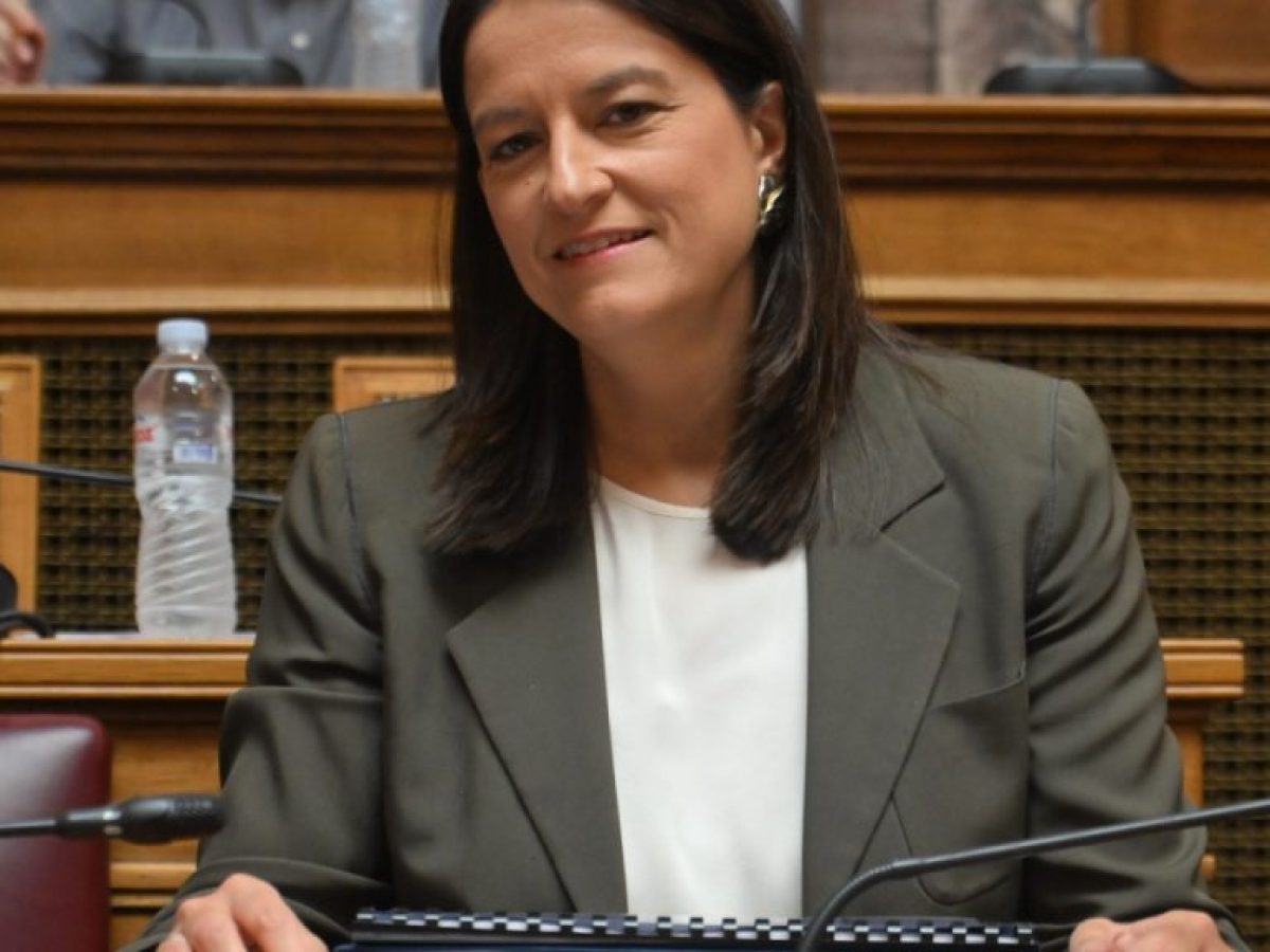 Κεραμέως: Αύξηση του κατώτατου μισθού από 1η Απριλίου και καθολική εφαρμογή του Εργάνη ΙΙ από τις 16 Φεβρουαρίου