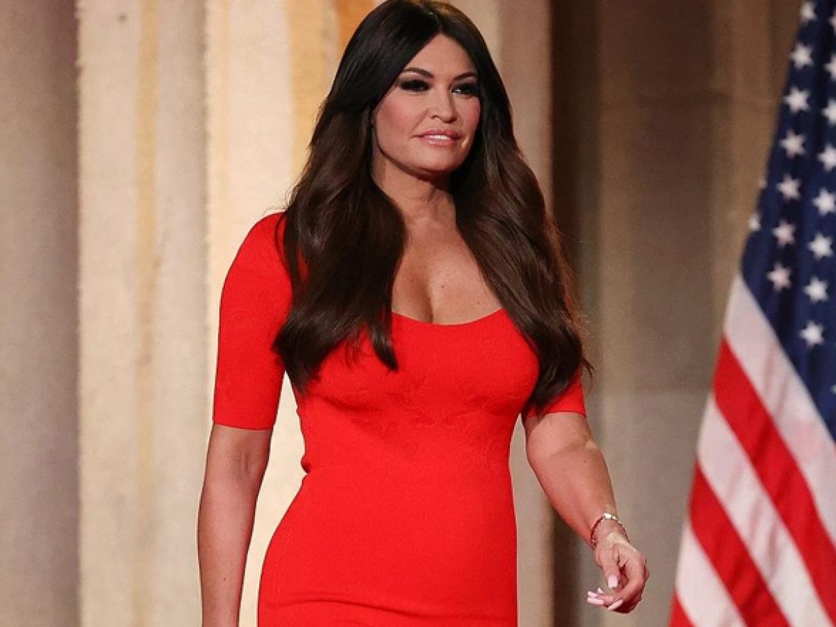 Κίμπερλι Γκίλφοϊλ: Συναντήθηκε με Αμερικανούς Γερουσιαστές