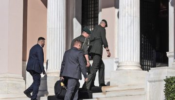&Kappa;&Upsilon;&Sigma;&Epsilon;&Alpha;: &Epsilon;&kappa;&tau;&alpha;&kappa;&tau;&eta; &sigma;&upsilon;&nu;&epsilon;&delta;&rho;ί&alpha;&sigma;&eta; &mu;&epsilon;&tau;ά &tau;&eta;&nu; &epsilon;&pi;ί&theta;&epsilon;&sigma;&eta; &Eta;&Pi;&Alpha;-&Iota;&sigma;&rho;&alpha;ή&lambda; &sigma;&epsilon; &Iota;&rho;ά&nu;