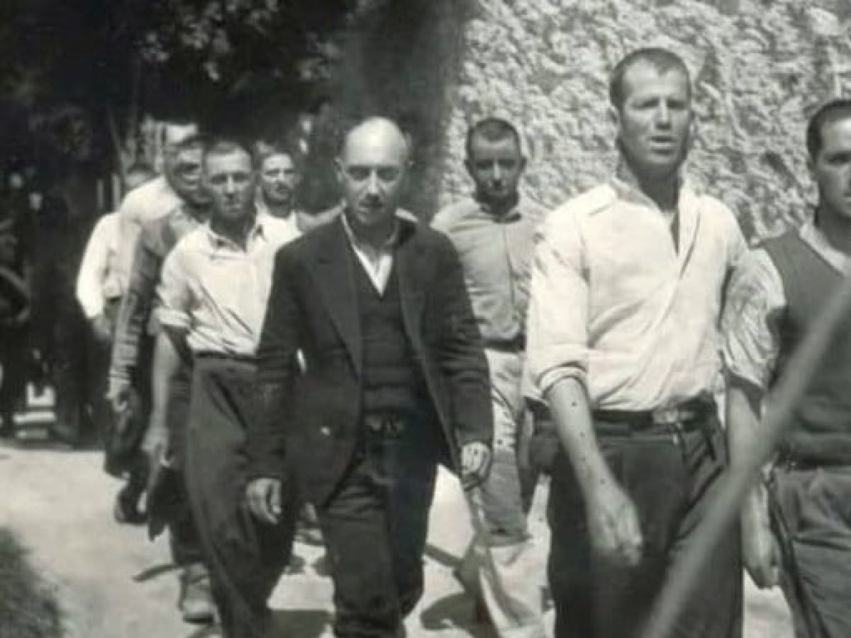 Κυβέρνηση για φωτογραφίες της Καισαριανής: Το ΥΠΠΟ έχει δρομολογήσει τις διαδικασίες για την απόκτησή τους