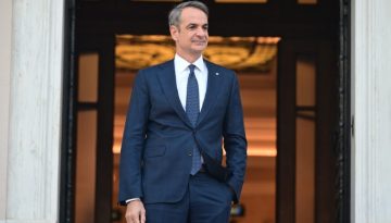 Κυβέρνηση και εκλογές: Το πολυπαραγοντικό πρόβλημα, ο «μουντζούρης» και τα μέτρα