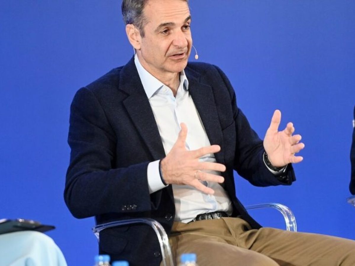 «Κλίνατε επί δεξιά» από τον Κ. Μητσοτάκη στον Έβρο