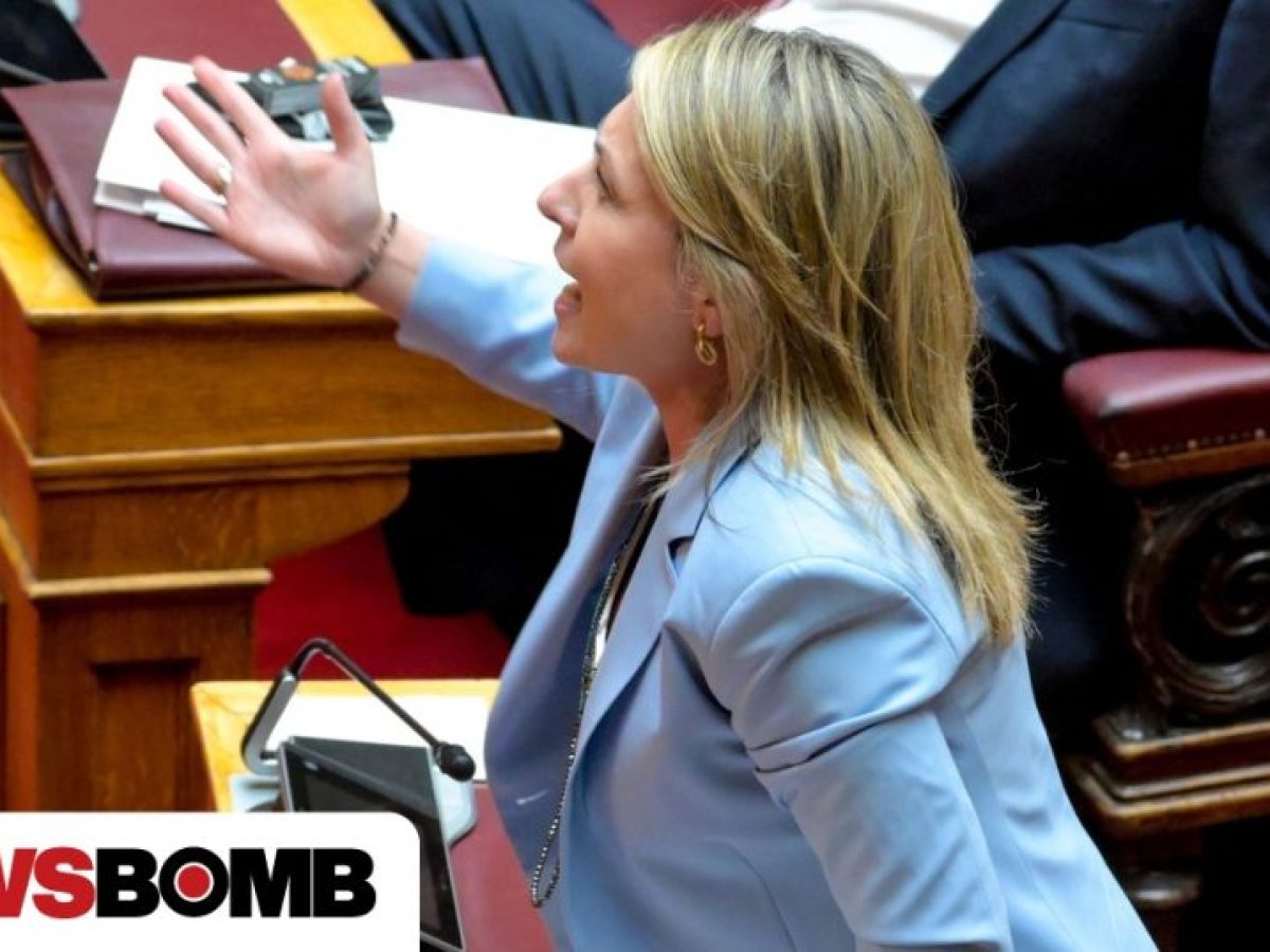 Κόντρα κυβέρνησης – ΠΑΣΟΚ για «το τζάμπα πέθανε» της Αλεξοπούλου: Έχει και η παραχάραξη τα όριά της
