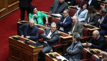 &Kappa;&omicron;&upsilon;&tau;&sigma;&omicron;ύ&mu;&pi;&alpha;&sigmaf; &gamma;&iota;&alpha; &mu;ή&nu;&upsilon;&sigma;&eta; &laquo;&phi;&alpha;&sigma;ί&sigma;&tau;&alpha;&raquo; &Pi;&lambda;&epsilon;ύ&rho;&eta;: &Sigma;&tau;&omicron; &Kappa;&Kappa;&Epsilon; &delta;&epsilon;&nu; &upsilon;&pi;ά&rho;&chi;&epsilon;&iota; &mu;&alpha;ύ&rho;&omicron; &chi;&rho;ή&mu;&alpha; &kappa;&alpha;&iota; &alpha;&upsilon;&tau;ό &phi;&alpha;ί&nu;&epsilon;&tau;&alpha;&iota; &alpha;&pi;ό &tau;&omicron; &tau;&iota; &psi;&eta;&phi;ί&zeta;&omicron;&upsilon;&mu;&epsilon;
