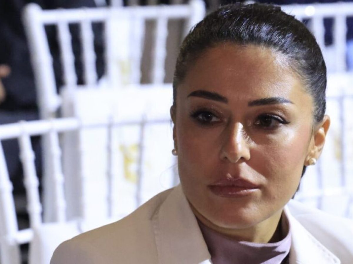 Λατινοπούλου κατά Βελόπουλου: Μιλάμε για επιεικώς επικίνδυνο και τεκμηριωμένα μπάρμπα ξερόλα