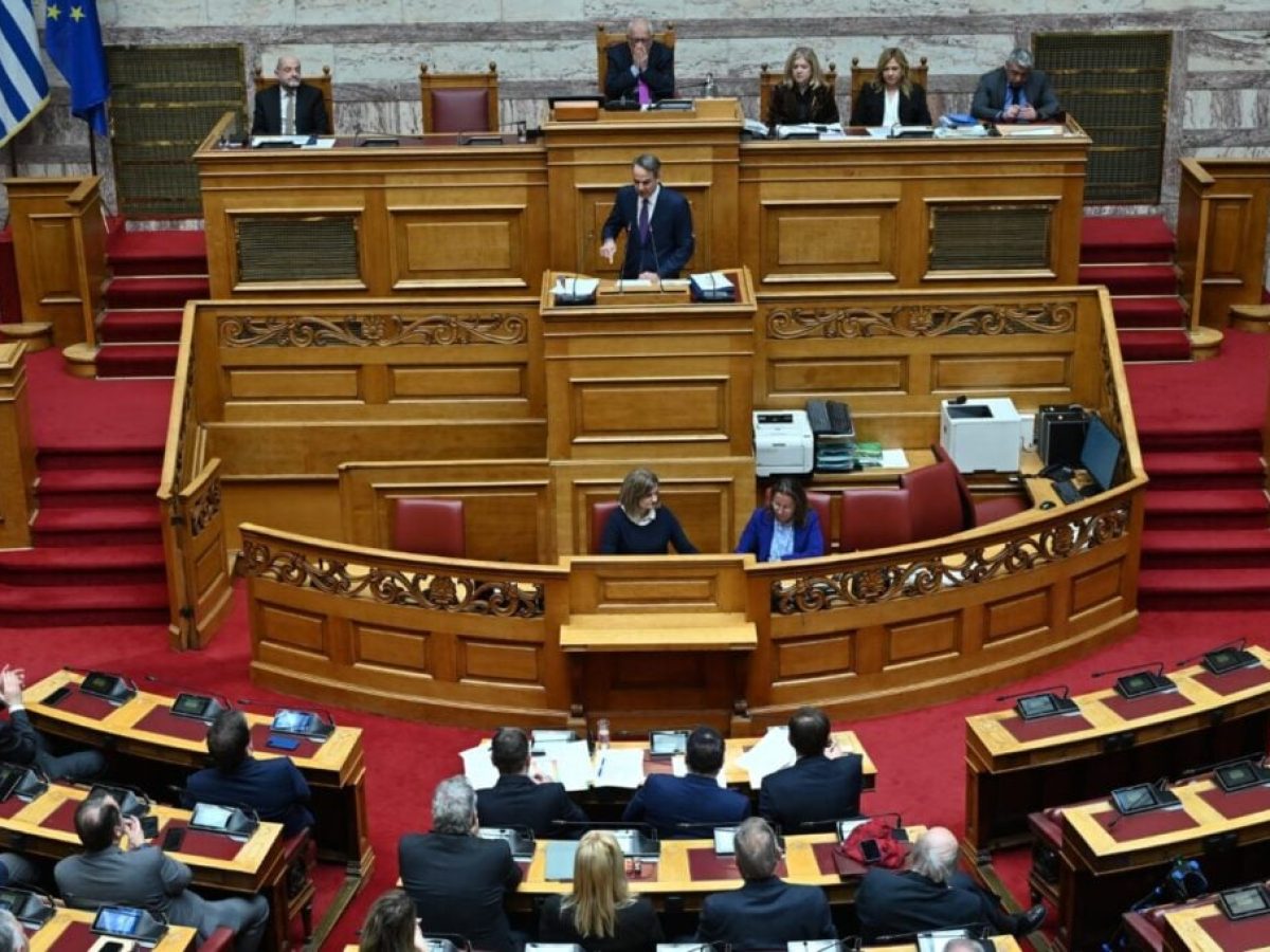 «Λέτε ψέματα»: Ο Μητσοτάκης απάντησε στον Ανδρουλάκη για την ακρίβεια και την ενεργειακή ασφάλεια της χώρας