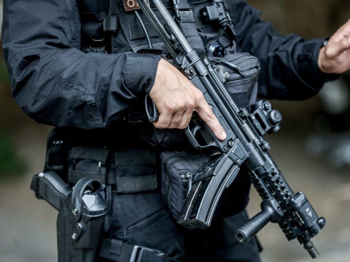 Μ. Χρυσοχοΐδης: Με 1.400 αστυνομικούς ενισχύονται οι αστυνομικές υπηρεσίες της Αττικής