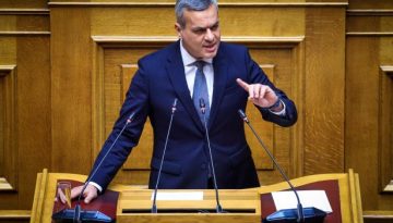 &Mu;&alpha;&mu;&omicron;&upsilon;&lambda;ά&kappa;&eta;&sigmaf;: &Tau;&rho;ά&pi;&epsilon;&zeta;&epsilon;&sigmaf; &kappa;&alpha;&iota; funds &epsilon;&iota;&sigma;έ&pi;&rho;&alpha;&xi;&alpha;&nu; &pi;&alpha;&rho;ά&nu;&omicron;&mu;&alpha; &chi;&rho;ή&mu;&alpha;&tau;&alpha; &alpha;&pi;ό &delta;&alpha;&nu;&epsilon;&iota;&omicron;&lambda;ή&pi;&tau;&epsilon;&sigmaf; &ndash; &Eta; &kappa;&upsilon;&beta;έ&rho;&nu;&eta;&sigma;&eta; &tau;&iota; &theta;&alpha; &kappa;ά&nu;&epsilon;&iota;;