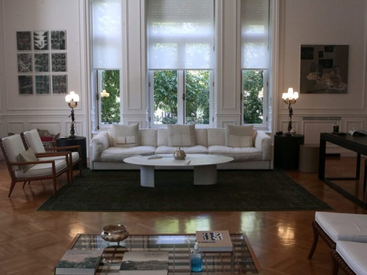 Μαξίμου ενταύθα: «Είμαστε μια ωραία ατμόσφαιρα»