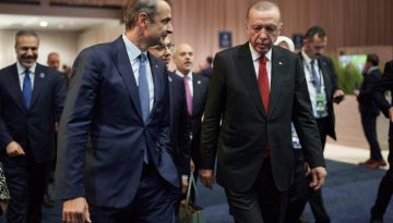&Mu;&epsilon; &chi;&alpha;&mu;&eta;&lambda;έ&sigmaf; &pi;&rho;&omicron;&sigma;&delta;&omicron;&kappa;ί&epsilon;&sigmaf; &eta; &sigma;&upsilon;&nu;ά&nu;&tau;&eta;&sigma;&eta; &Mu;&eta;&tau;&sigma;&omicron;&tau;ά&kappa;&eta; &ndash; &Epsilon;&rho;&nu;&tau;&omicron;&gamma;ά&nu; &sigma;&tau;&eta;&nu; Ά&gamma;&kappa;&upsilon;&rho;&alpha;