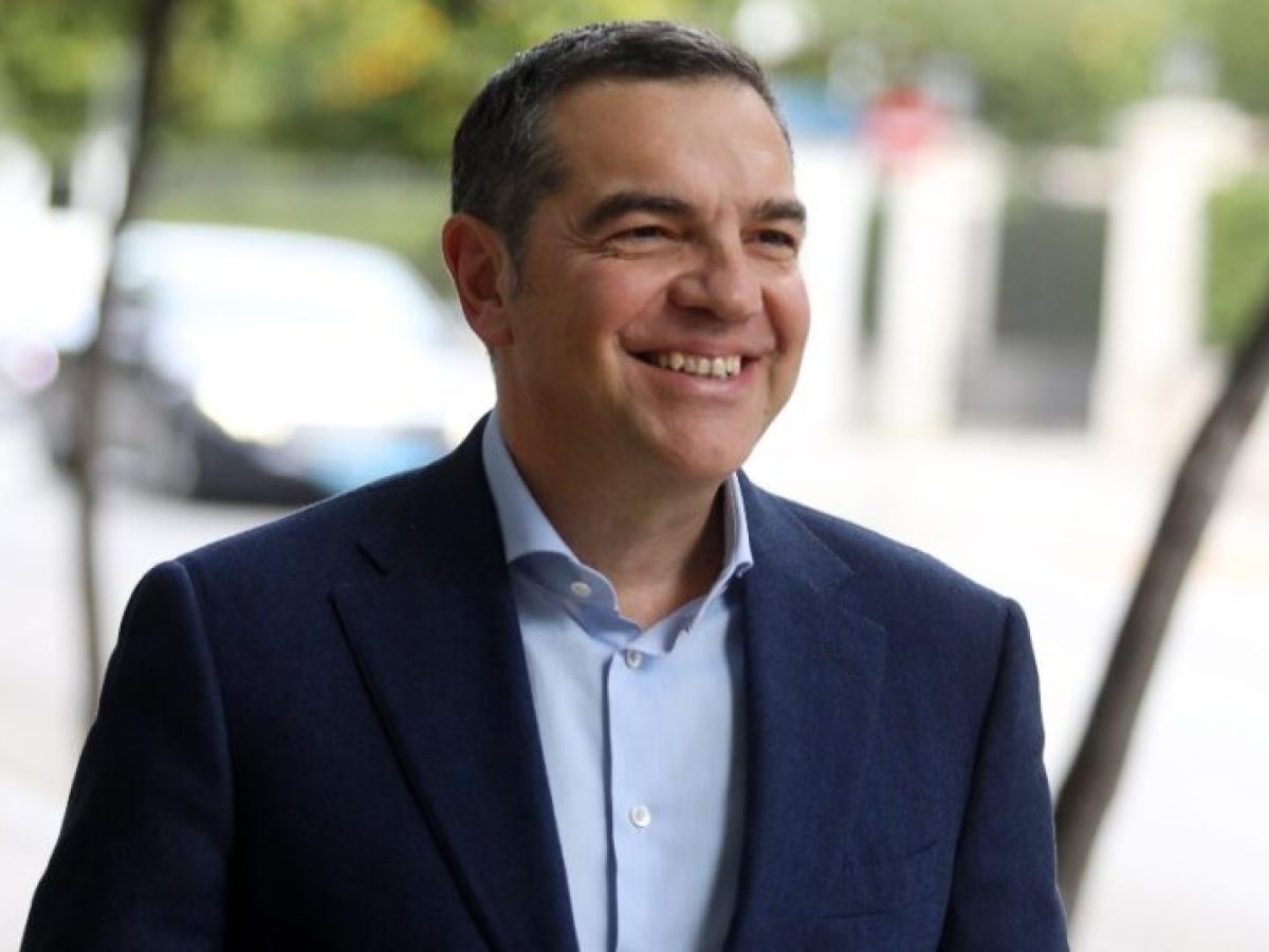 Μετωπική σύγκρουση κυβέρνησης – Δημητριάδη με Τσίπρα για τις υποκλοπές