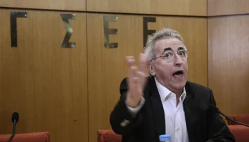«Μύλος» στο ΠΑΣΟΚ για Παναγόπουλο: Η τηλεδιάσκεψη των 180 συνδικαλιστών και οι απειλές για μαζική αποχώρησή τους από το κ