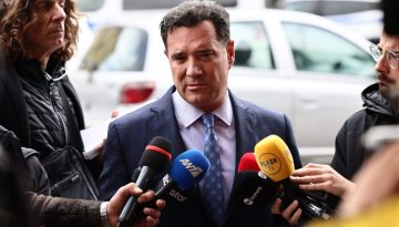 &Mu;ή&nu;&upsilon;&sigma;&eta; &sigma;&epsilon; &beta;ά&rho;&omicron;&sigmaf; &tau;&eta;&sigmaf; &Zeta;&omega;ή&sigmaf; &Kappa;&omega;&nu;&sigma;&tau;&alpha;&nu;&tau;&omicron;&pi;&omicron;ύ&lambda;&omicron;&upsilon; &kappa;&alpha;&tau;έ&theta;&epsilon;&sigma;&epsilon; &sigma;&tau;&eta;&nu; &Epsilon;&upsilon;&epsilon;&lambda;&pi;ί&delta;&omega;&nu; &omicron; Ά&delta;&omega;&nu;&iota;&sigmaf; &Gamma;&epsilon;&omega;&rho;&gamma;&iota;ά&delta;&eta;&sigmaf;