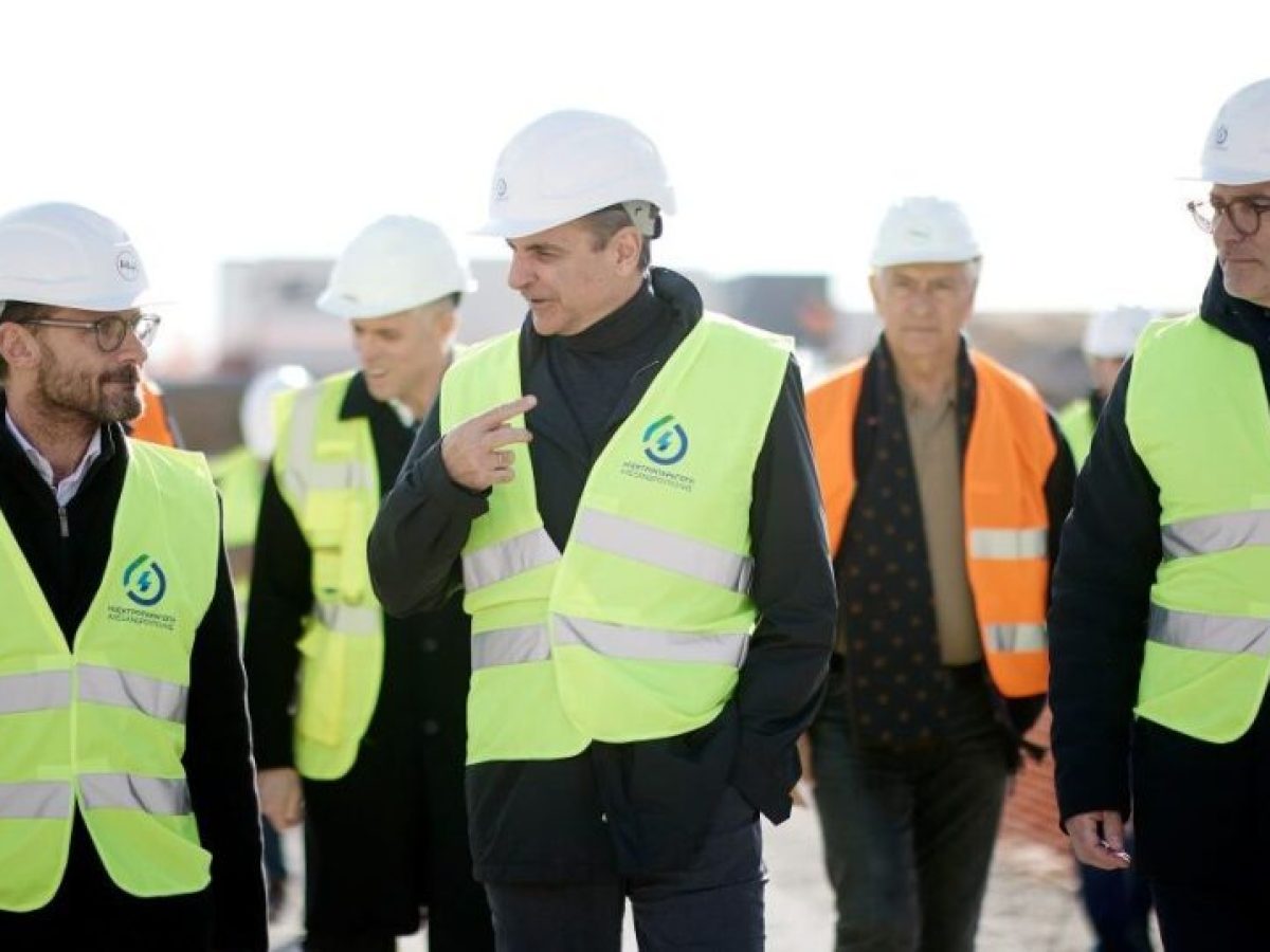 Μητσοτάκης: Στο κέντρο των εξελίξεων η Ελλάδα με τον Κάθετο Διάδρομο