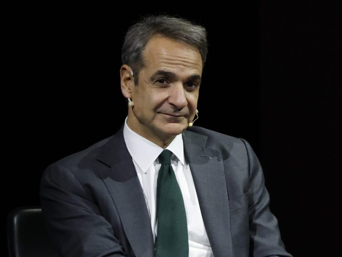 Μητσοτάκης στο προσυνέδριο της ΝΔ: Η δέσμευσή μας για περισσότερες και καλύτερα αμειβόμενες δουλειές, γίνεται πράξη