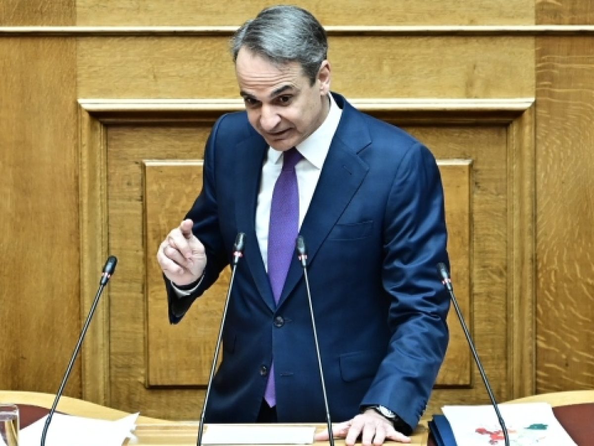 Μητσοτάκης στον Παρασύρη του ΠΑΣΟΚ: Δεν μετακομίζετε λίγο στο ΚΚΕ;