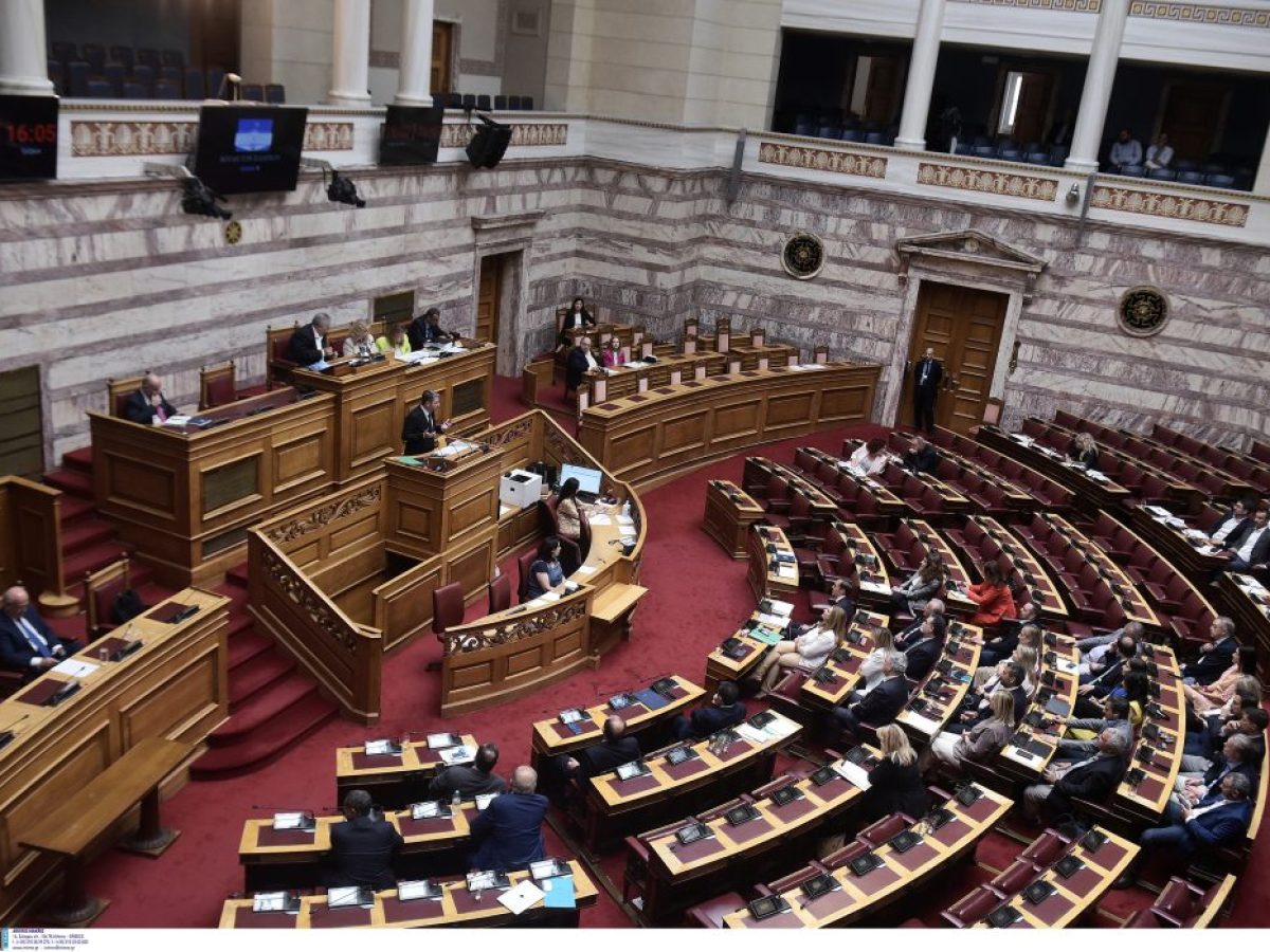 Μόλις 22 δώρα δήλωσαν για το 2025 τα μέλη της κυβέρνησης