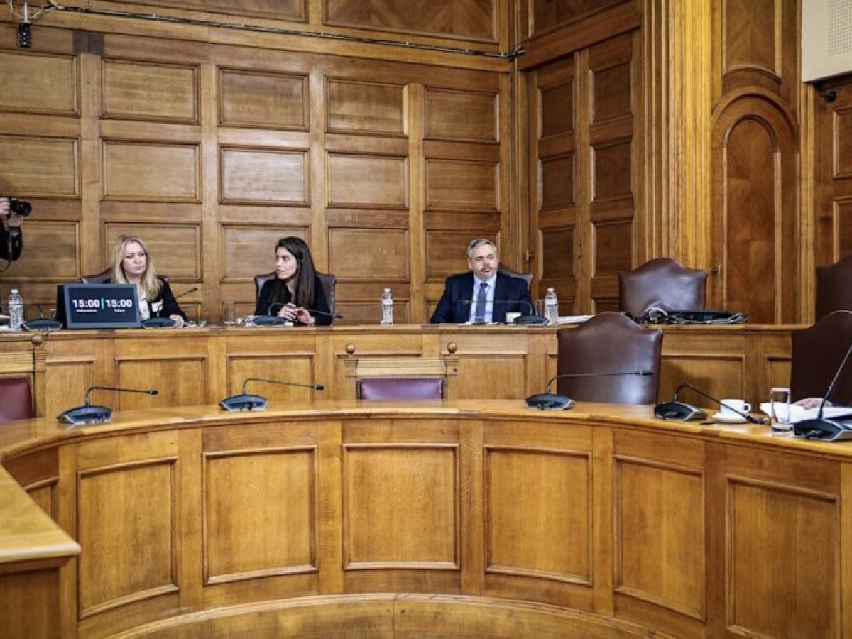 ΝΔ: Δεν στοιχειοθετούνται ποινικές ευθύνες για Βορίδη και Αυγενάκη στο πόρισμα για το διαχρονικό σκάνδαλο του ΟΠΕΚΕΠΕ