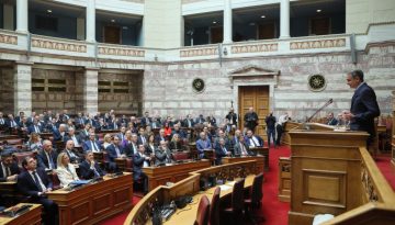 ΝΔ: Μαίνεται η εσωτερική αναταραχή με επίκεντρο τον Δένδια, αυξάνονται οι εκ δεξιών «σαμαρικές» πιέσεις