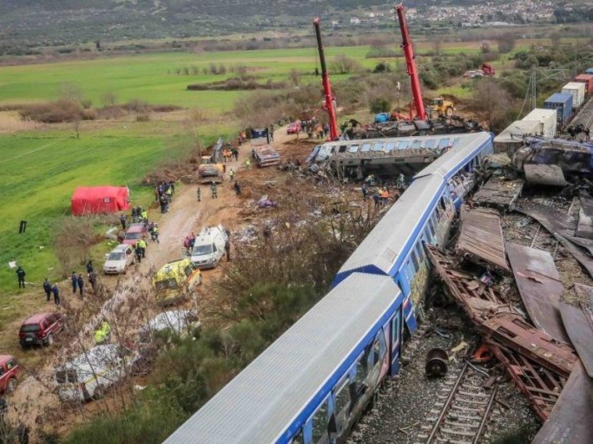 Νέα συγκάλυψη στα Τέμπη με τις εκταφές των νεκρών