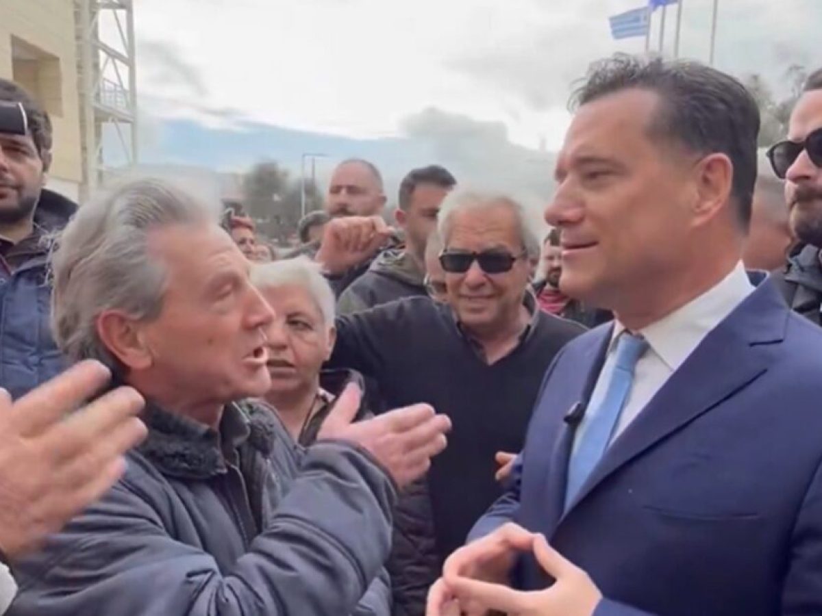 Νέο «επεισόδιο» Άδωνι με διαδηλωτές σε νοσοκομείο της Λευκάδας – Δείτε βίντεο