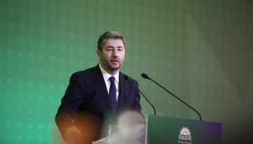 &Nu;ί&kappa;&omicron;&sigmaf; &Alpha;&nu;&delta;&rho;&omicron;&upsilon;&lambda;ά&kappa;&eta;&sigmaf; &gamma;&iota;&alpha; &tau;&iota;&sigmaf; &upsilon;&pi;&omicron;&kappa;&lambda;&omicron;&pi;έ&sigmaf;: Ή&tau;&tau;&alpha; &tau;&eta;&sigmaf; &Nu;&Delta; &eta; &alpha;&pi;ό&phi;&alpha;&sigma;&eta; &tau;&eta;&sigmaf; &Delta;&iota;&kappa;&alpha;&iota;&omicron;&sigma;ύ&nu;&eta;&sigmaf;