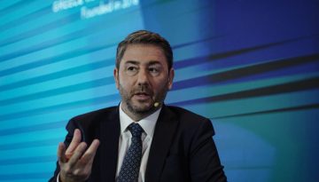 Νίκος Ανδρουλάκης: «Οι μόνοι που εχουν να χάσουν από τις κατακτήσεις που τους πρόσφερε ο κ. Μητσοτάκης, είναι οι ολιγάρχε