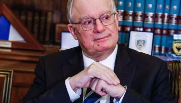 &Omicron; &alpha;&pi;&omicron;&lambda;&omicron;&gamma;&iota;&sigma;&mu;ό&sigmaf; &tau;&omicron;&upsilon; &Pi;&rho;&omicron;&epsilon;&delta;&rho;&iota;&kappa;&omicron;ύ &Mu;&epsilon;&gamma;ά&rho;&omicron;&upsilon; &gamma;&iota;&alpha; &tau;&iota;&sigmaf; &sigma;&upsilon;&nu;&alpha;&nu;&tau;ή&sigma;&epsilon;&iota;&sigmaf; &mu;&epsilon; &tau;&omicron;&upsilon;&sigmaf; &pi;&rho;ώ&eta;&nu; &pi;&rho;&omega;&theta;&upsilon;&pi;&omicron;&upsilon;&rho;&gamma;&omicron;ύ&sigmaf;