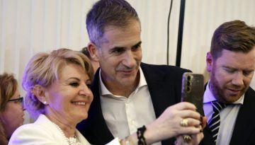 &Omicron; &Kappa;. &Mu;&pi;&alpha;&kappa;&omicron;&gamma;&iota;ά&nu;&nu;&eta;&sigmaf; &sigma;&tau;&eta; &laquo;&zeta;&omicron;ύ&gamma;&kappa;&lambda;&alpha;&raquo; &mu;&epsilon; &tau;&alpha;&hellip; &theta;&eta;&rho;ί&alpha; &tau;&eta;&sigmaf; &Alpha;&rsquo; &Alpha;&theta;&eta;&nu;ώ&nu;