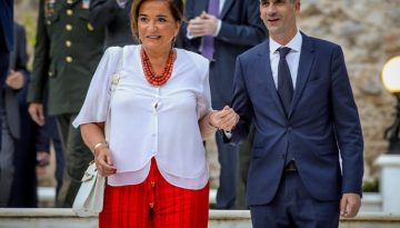 &Omicron; &kappa;ύ&beta;&omicron;&sigmaf; &epsilon;&rho;&rho;ί&phi;&theta;&eta;: &Sigma;&tau;&eta;&nu; &Alpha;&rsquo; &Alpha;&theta;&eta;&nu;ώ&nu; &omicron; &Kappa;ώ&sigma;&tau;&alpha;&sigmaf; &Mu;&pi;&alpha;&kappa;&omicron;&gamma;&iota;ά&nu;&nu;&eta;&sigmaf;, &alpha;&pi;&omicron;&sigma;&tau;&rho;&alpha;&tau;&epsilon;ί&alpha; &gamma;&iota;&alpha; &tau;&eta; &Nu;&tau;ό&rho;&alpha;