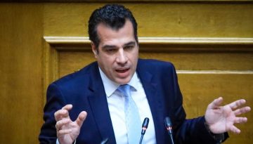 Ο Πλεύρης «ανοίγει πόλεμο» και με την… μπούρκα