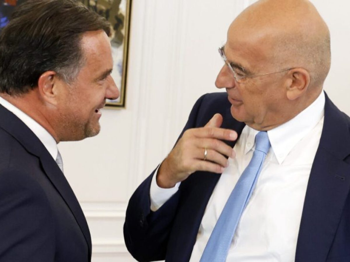 Ο Άδωνις παροτρύνει τον Δένδια να κάνει μήνυση στην Καραγεωργοπούλου